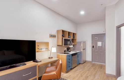 Moore Hotel | Candlewood Suites Oklahoma City-Moore by IHG