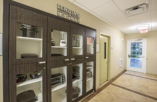 Millard Hotel | Candlewood Suites - Omaha Millard Area by IHG