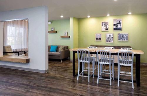 Pecos Hotel | Candlewood Suites Pecos by IHG