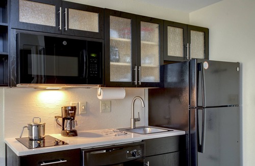 Crabtree Hotel | Candlewood Suites Raleigh Crabtree by IHG