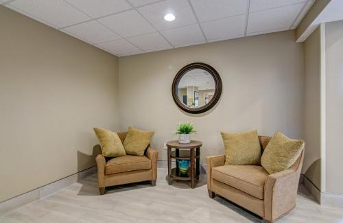 Richmond Hotel | Candlewood Suites Richmond - West Broad by IHG