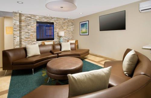 South Richmond Hotel | Candlewood Suites Richmond - South by IHG