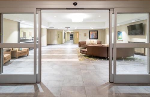 Rochester Hotel | Candlewood Suites - Rochester Mayo Clinic Area