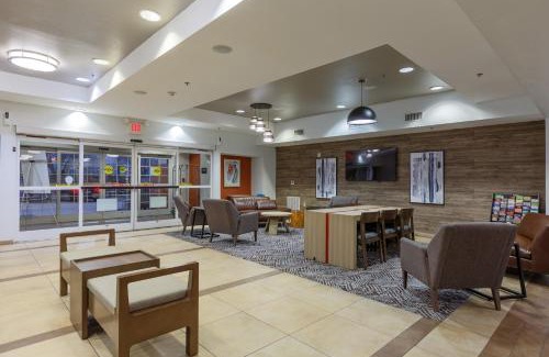 San Marcos Hotel | Candlewood Suites San Marcos by IHG
