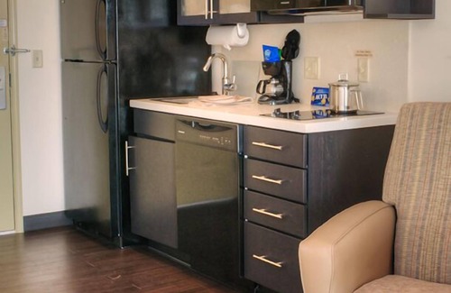 Sioux City Hotel | Candlewood Suites Sioux City - Southern Hills by IHG