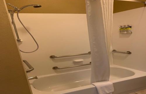 Temple Hotel | Candlewood Suites Temple by IHG