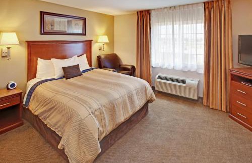 Williston Hotel | Candlewood Suites Williston by IHG