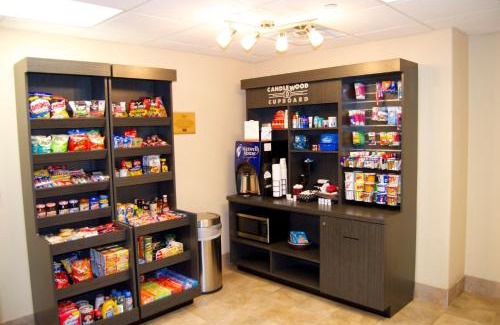 Victoria Hotel | Candlewood Victoria by IHG