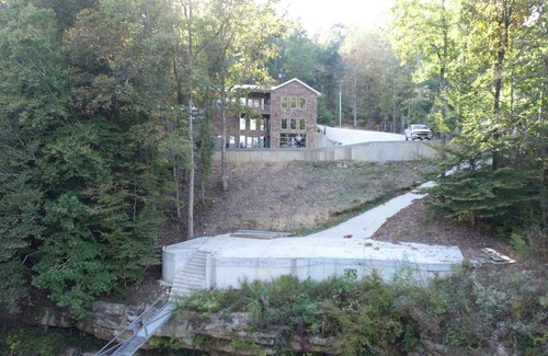 Jasper House | Candy on Clear Creek | 3 Bed, 2 Bath