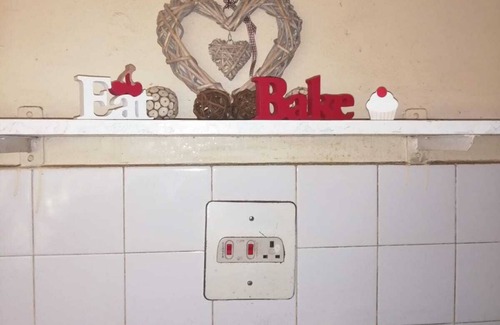 Harare Cottage | Candy's cottage, Villa Monaco