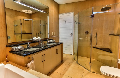 Umhlali Beach House | Canelands Beach Club