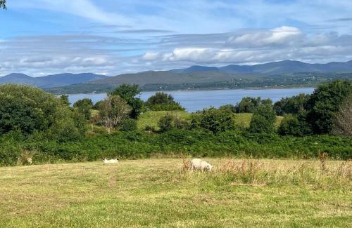 Lauragh House | Canfee Cottage