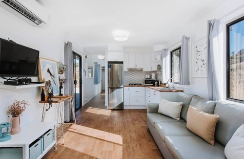 Piambong Cottage | Canguri Boutique A Memorable Farmstay near Mudgee