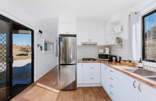 Piambong Cottage | Canguri Boutique A Memorable Farmstay near Mudgee