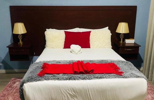Central House | Canna Lilly Guest House