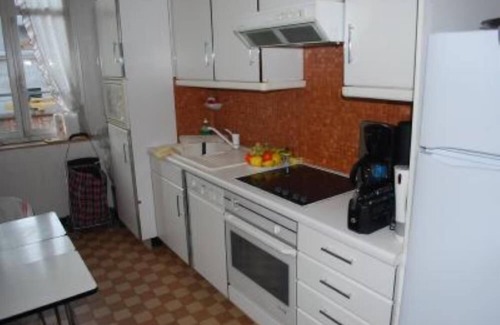 Le Suquet Apartment | cannes - exceptional view. 90m². 3 or 4 vacationers.