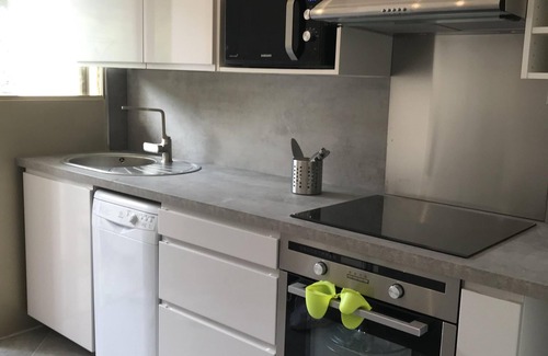 California - Pezou Apartment | CANNES low California LUXURY T2 65M2, SWIMMING POOL, PARKING NEAR CROISETT