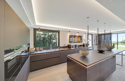 Vallauris Villa | Cannes Luxury Rental - Modern Villa