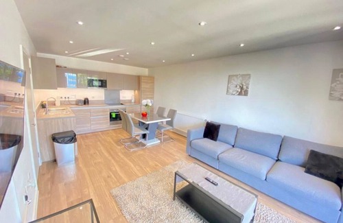 Canning Town North Apartment | Canning Town Apartment
