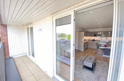 Canning Town North Apartment | Canning Town Apartment