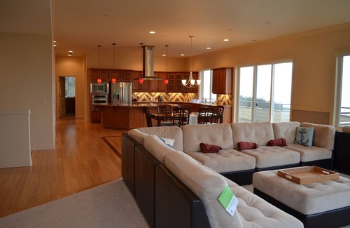 Arch Cape House | Cannon Beach Arch cape Luxury Vacation Home with Stunning Ocean View