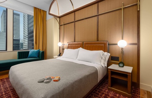 The Loop Hotel | Canopy by Hilton Chicago Central Loop