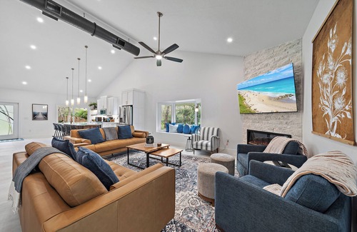 Desoto Acres House | Canopy Heights | Pickleball Court + Private Pool
