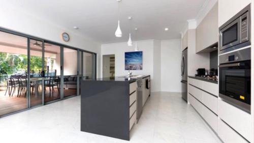 Palm Cove House | Canopy House - Palm Cove