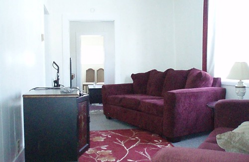 Canora House | Canora Cozy Cottage