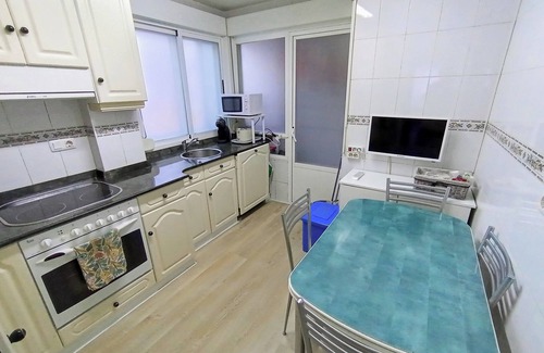Torrelavega Apartment | Cantabrian Paradise! Modern Flat in Torrelavega