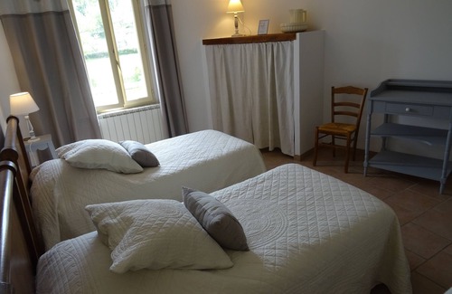 Lacoste Bed & Breakfast | Cante Grillet