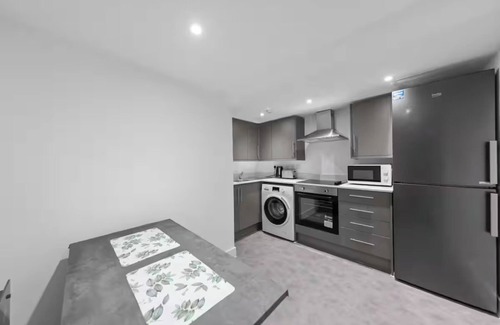 Canterbury Cabin | Canterbury Castle Lodge - 8 Bedroom Retreat