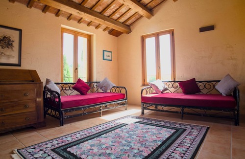Offida Bed & Breakfast | Cantina D'Erasmo
