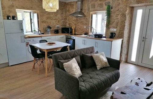 Almeida House | Cantinho Daldeia - Rural House with Pool