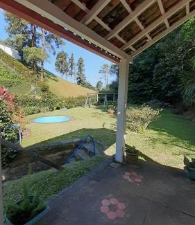 Quitandinha House | Canto Alto, Encanto