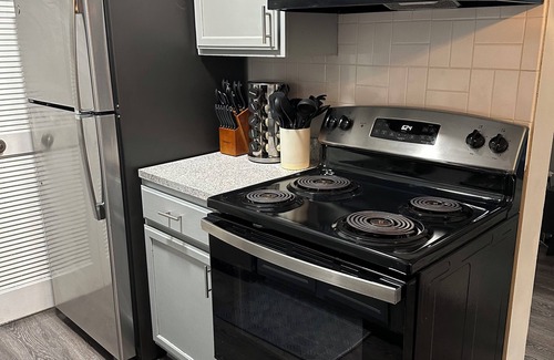 Canton Apartment | Canton Centrally Located Extended Stay - Pool, Gym, Split Layout Floorplan