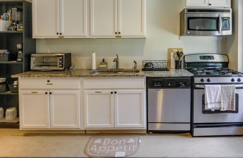 Canton House | Canton Oasis: Private Deck & Relaxing Pool Area!