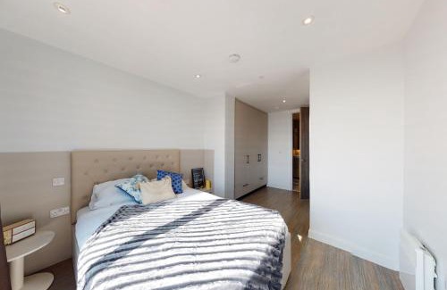 Coventry City Centre Apartment | Canvas City Club in Coventry