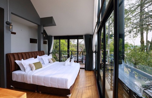 Trat Hotel | Canvas Family Home