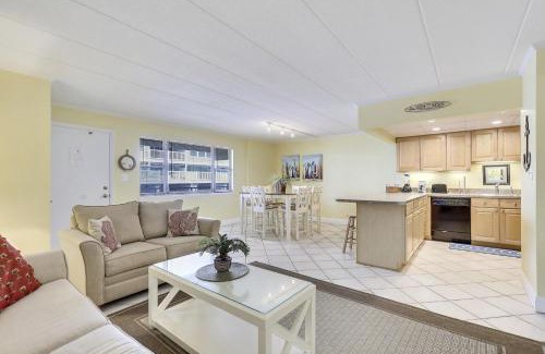 Midtown Ocean City Apartment | Canvasback 201