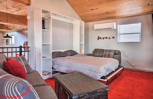 Canyon House | Canyon Barndominium with Hot Tub and Golf Cart!