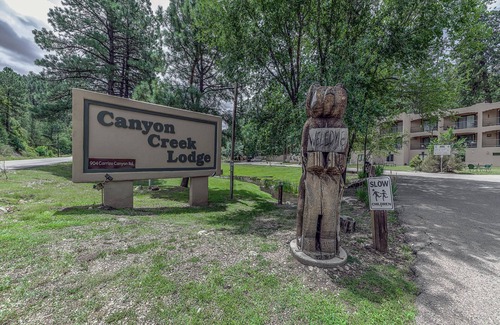 Ruidoso Condo | Canyon Creek Lodge 224 - Hunter's Lodge