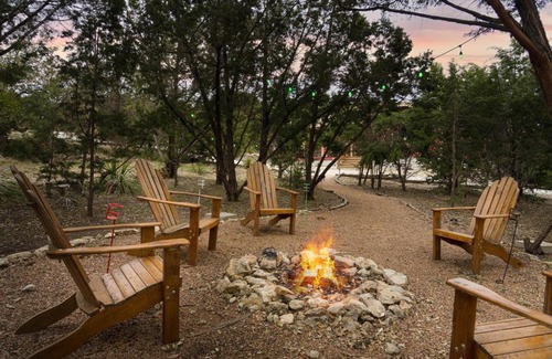 Canyon Lake House | Canyon Lake Retreat with Hot Tub, Fire Pit and Grill!