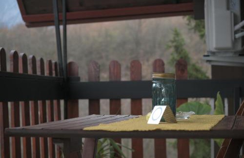 Dolna Matka Apartment | Canyon Matka Nature Apartments with a terrace