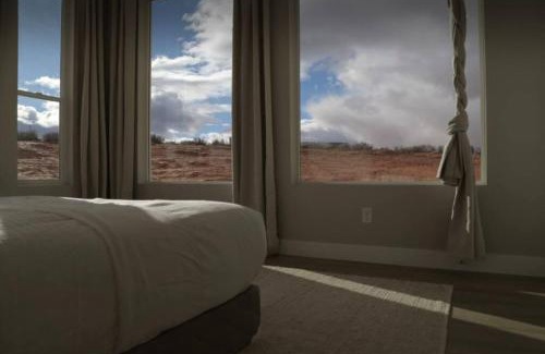 Big Water House | Canyon Mesa Haven, Luxury Stay near Lake Powell