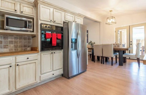 Hillcrest House | Canyon Treehouse Summ