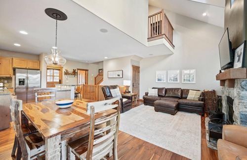 Tamarack Resort House | Canyon View Town Home | Ski-in Ski-out | Pet Friendly