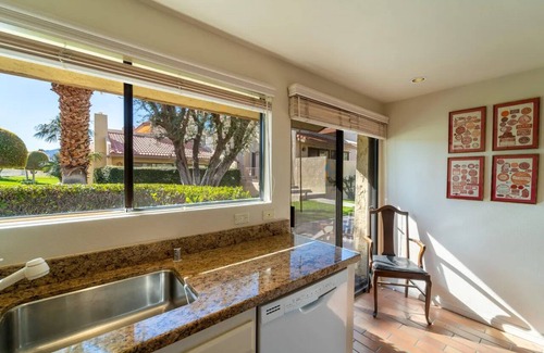 Canyon View Estates Condo | Canyon Villas Condo in south Palm Springs with majestic mountain views