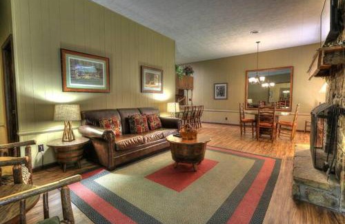 Pittman Center House | Cap's Fishin' Camp #542