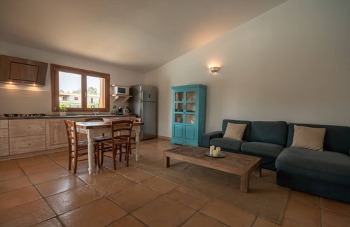 Budoni Villa | "Capannizza Villas" , Antea , PRIVATE HEATED POOL ,600 meters from the beach